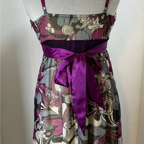 Lucy Collection Floral Midi Dress Purple Straps Black Mix Floaty V-Neck UK12 - Picture 6 of 14